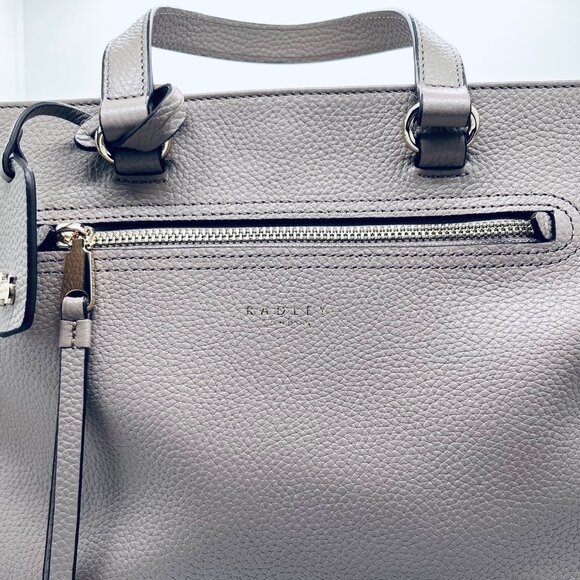 Radley London Pickwick Medium Crossbody Zip Top Bag in Espresso, New with Tag - Picture 10 of 16